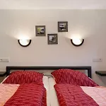 Haus An Der Landhege Holiday home *