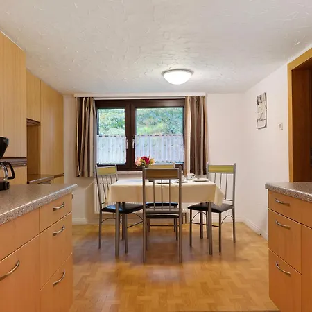 Haus An Der Landhege 別荘